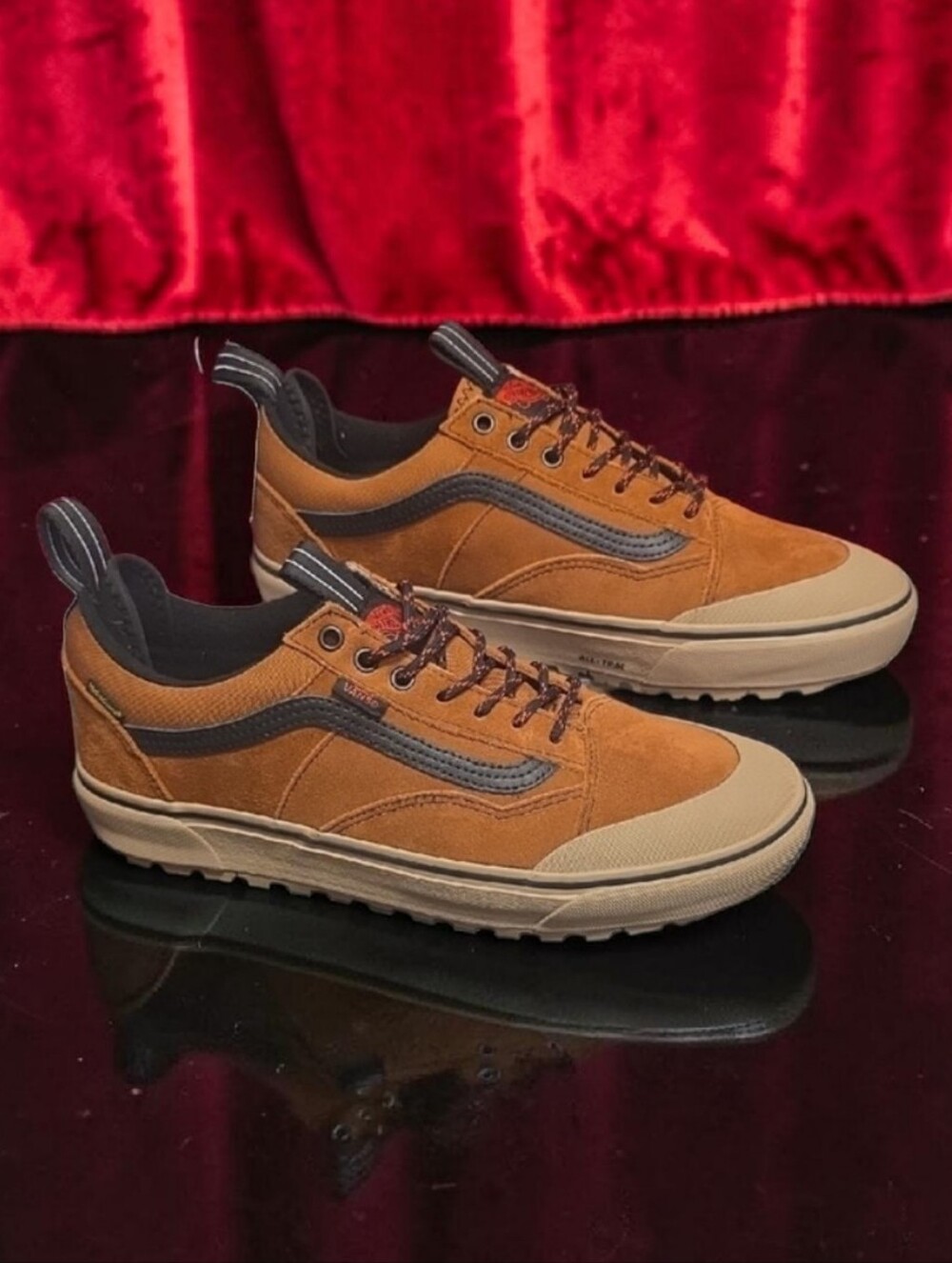 NEW Vans MTE Old Skool Waterproof Glazed Ginger – Men’s 11.5 / Women’s 13